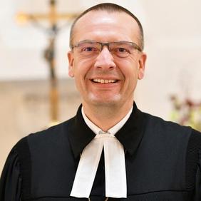 Bischof Adomeit